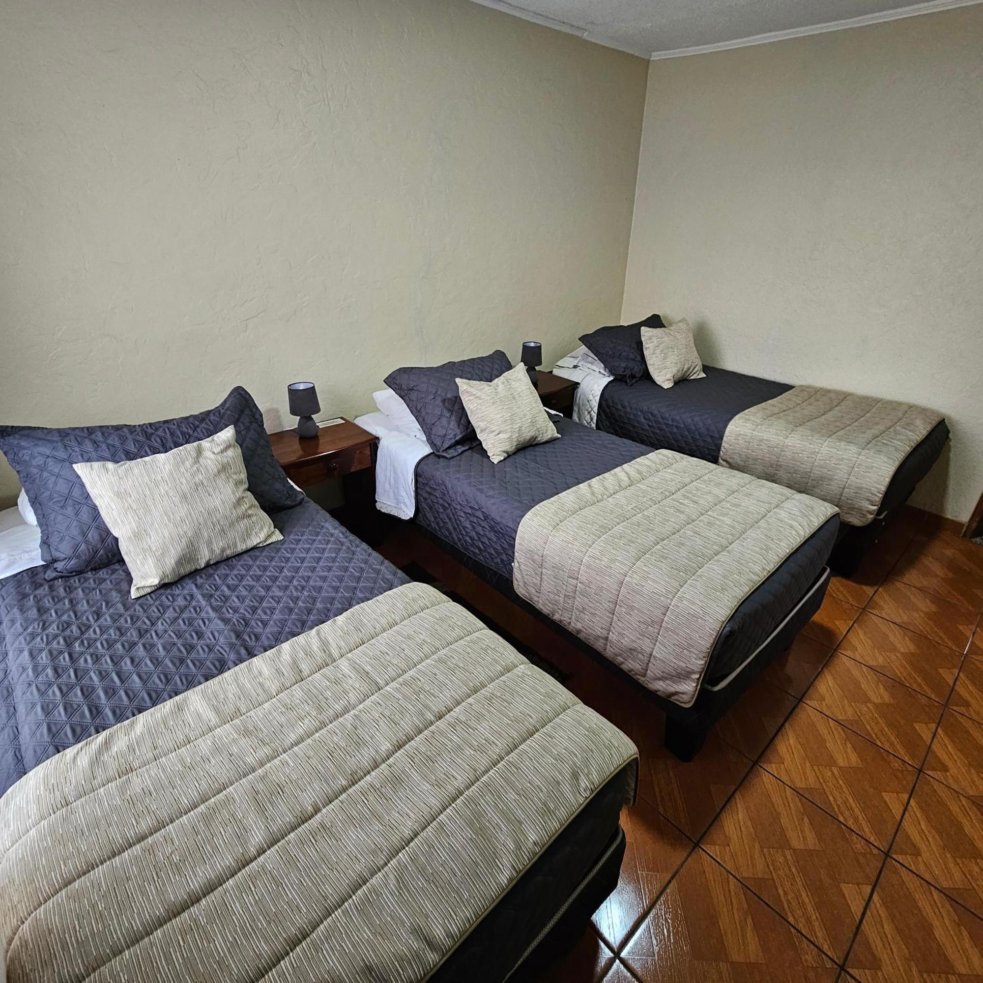 Hostal De Colon La Serena Luaran gambar